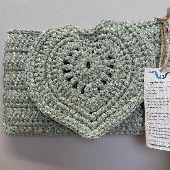 MYBEACHYSIDE CLUTCH - Picture 2 of 9